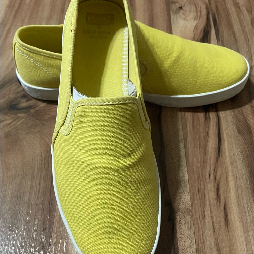 Keds X Kate Spade New York Double Decker Logo Foxing Canvas Sneakers
Sz 9.5